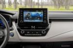 Toyota Corolla LE Hybrid Sedan 2019 года (NA)